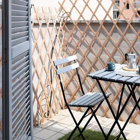 Διαμέρισμα The Rent - Beautiful With Balcony In Porta Romana *