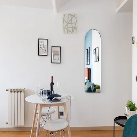 Apartment The Rent - Beautiful With Balcony In Porta Romana